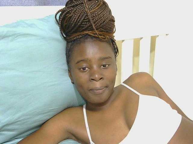 SweetTarrif live cam on BongaCams
