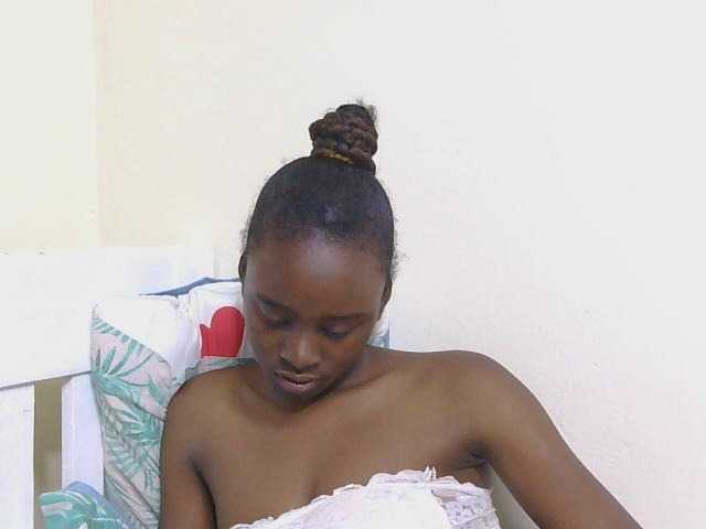 SweetTarrif live cam on BongaCams