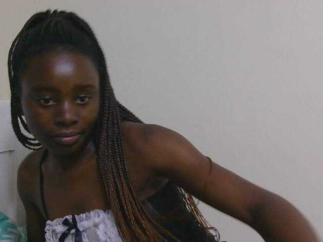 SweetTarrif live cam on BongaCams
