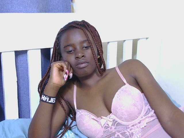 SweetTarrif live cam on BongaCams