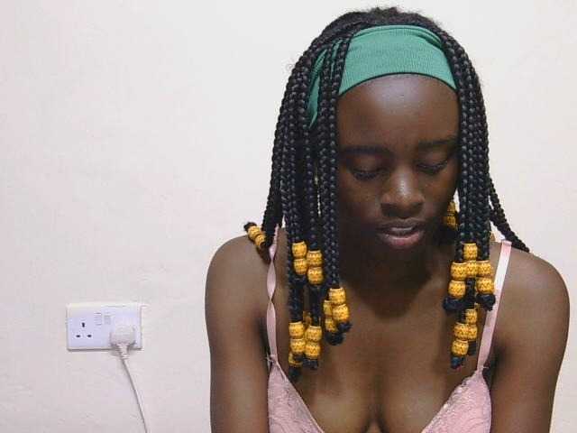 SweetTarrif live cam on BongaCams