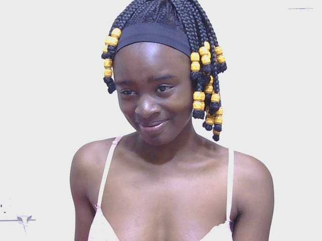 SweetTarrif live cam on BongaCams