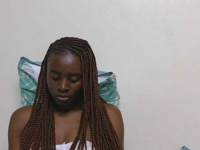 SweetTarrif live cam on BongaCams