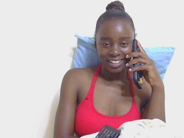 SweetTarrif live cam on BongaCams