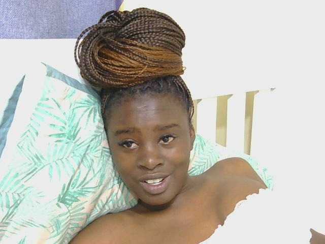 SweetTarrif live cam on BongaCams