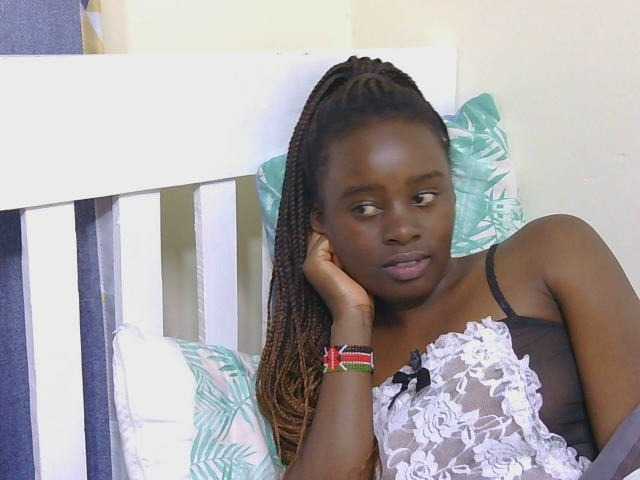 SweetTarrif live cam on BongaCams