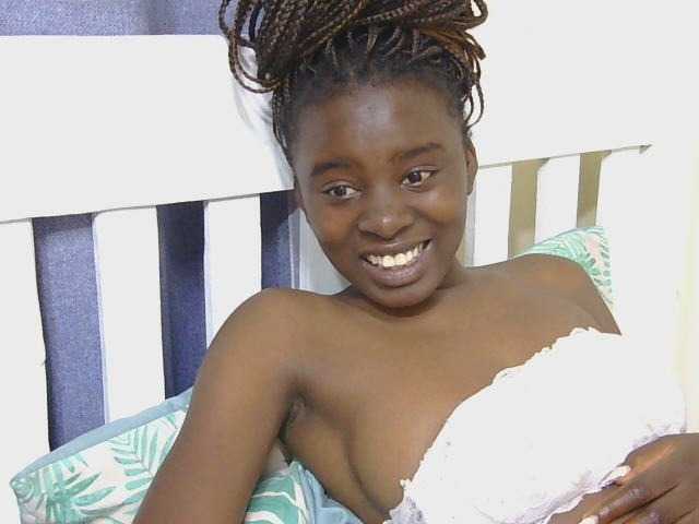 SweetTarrif live cam on BongaCams