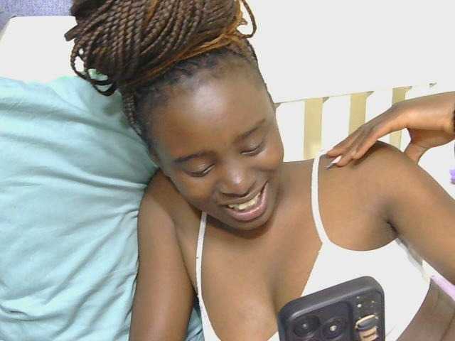 SweetTarrif live cam on BongaCams