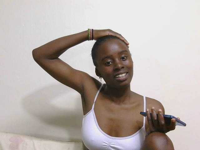 SweetTarrif live cam on BongaCams