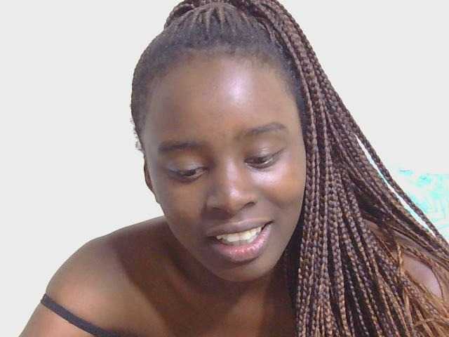 SweetTarrif live cam on BongaCams