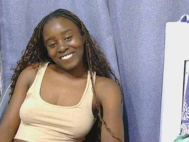 SweetTarrif live cam on BongaCams