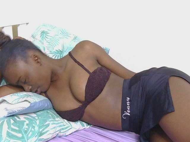 SweetTarrif live cam on BongaCams