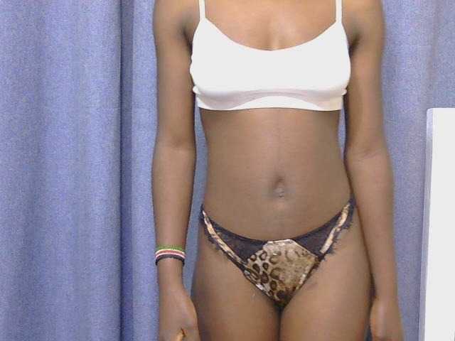 SweetTarrif live cam on BongaCams