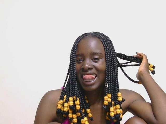 SweetTarrif live cam on BongaCams