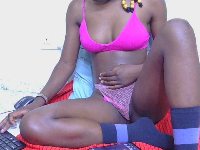 SweetTarrif live cam on BongaCams