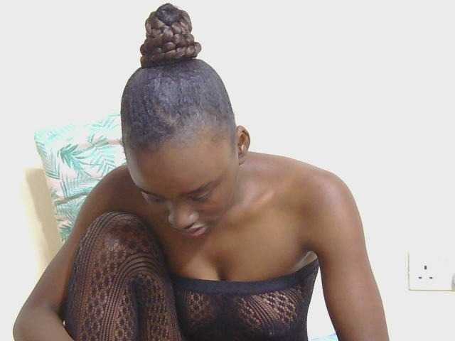 SweetTarrif live cam on BongaCams