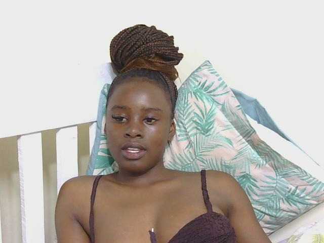 SweetTarrif live cam on BongaCams