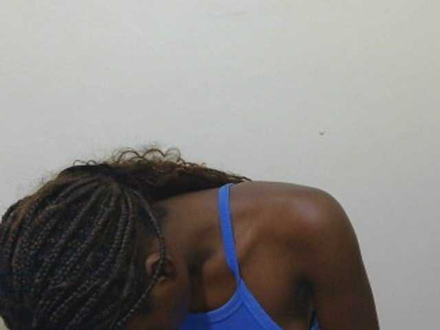 SweetTarrif live cam on BongaCams