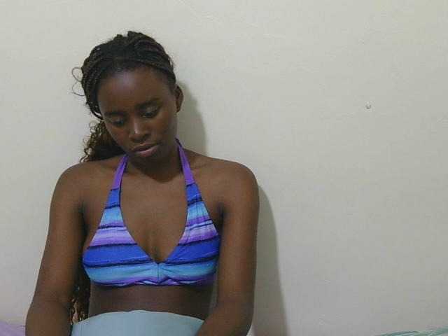 SweetTarrif live cam on BongaCams