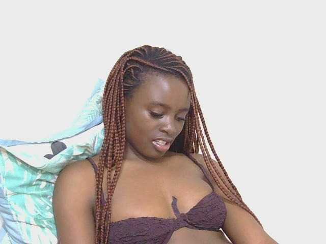 SweetTarrif live cam on BongaCams