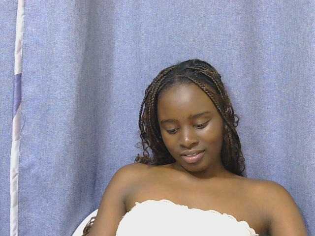 SweetTarrif live cam on BongaCams