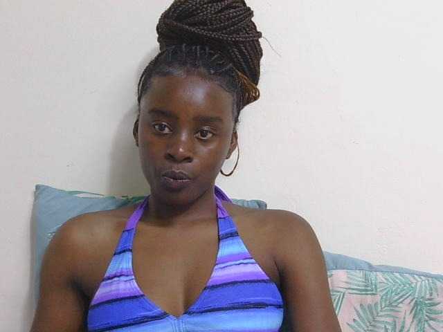 SweetTarrif live cam on BongaCams