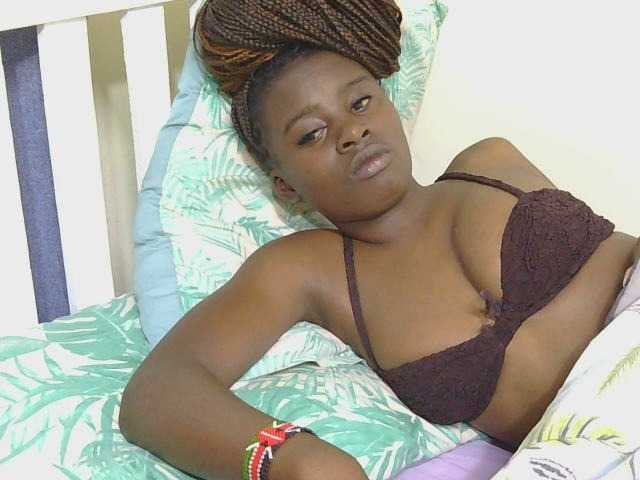 SweetTarrif live cam on BongaCams