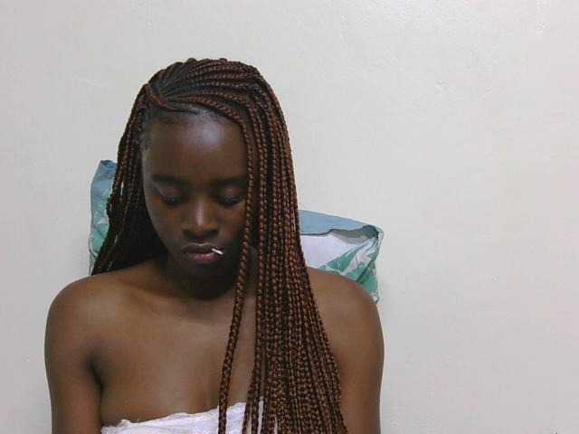 SweetTarrif live cam on BongaCams