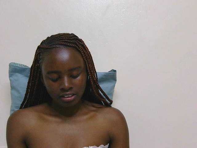 SweetTarrif live cam on BongaCams