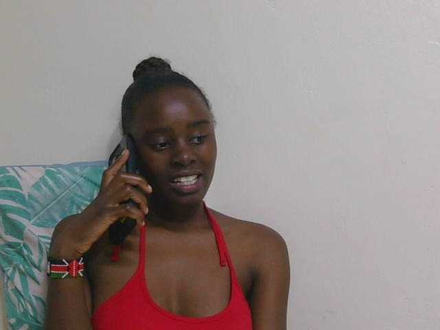 SweetTarrif live cam on BongaCams