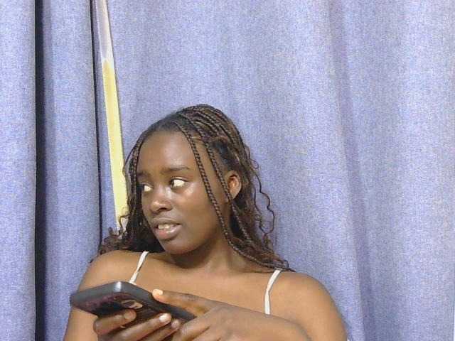SweetTarrif live cam on BongaCams