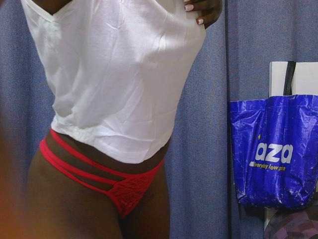 SweetTarrif live cam on BongaCams