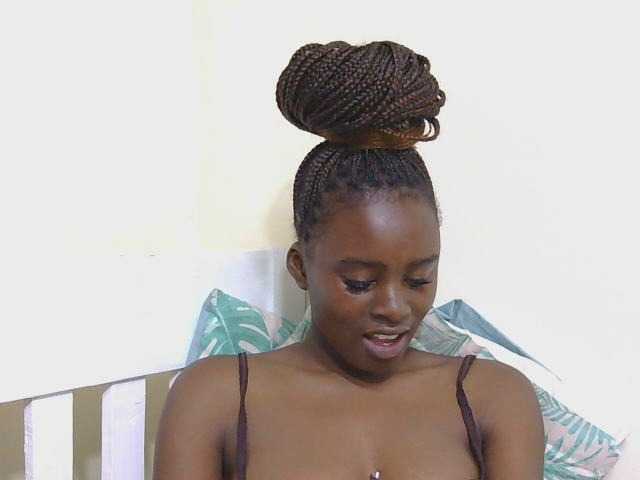 SweetTarrif live cam on BongaCams