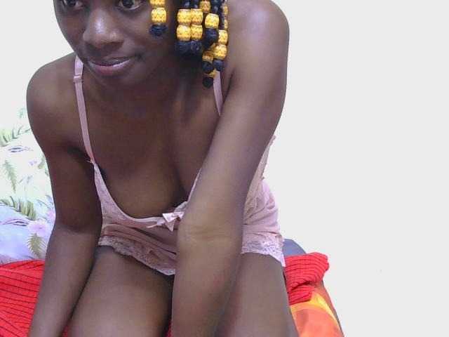 SweetTarrif live cam on BongaCams