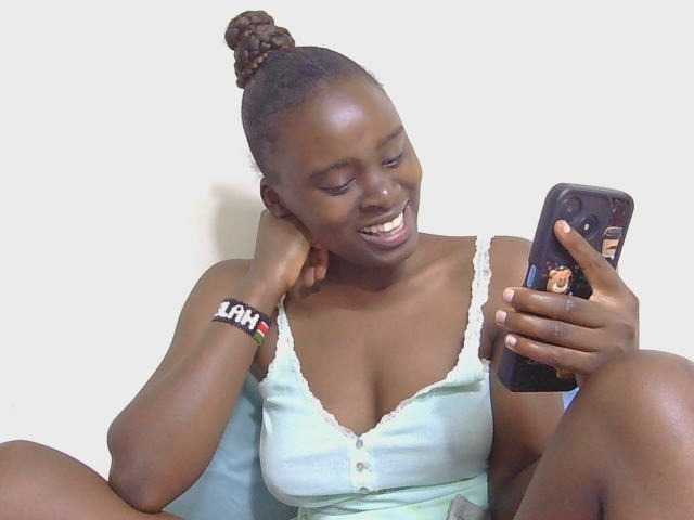 SweetTarrif live cam on BongaCams