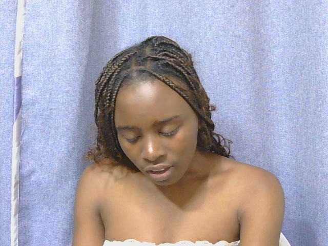 SweetTarrif live cam on BongaCams