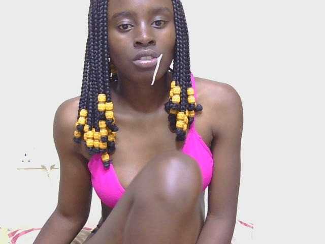 SweetTarrif live cam on BongaCams