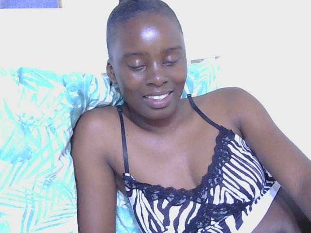 SweetTarrif live cam on BongaCams