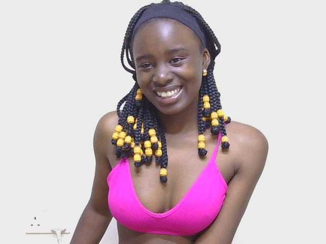SweetTarrif live cam on BongaCams