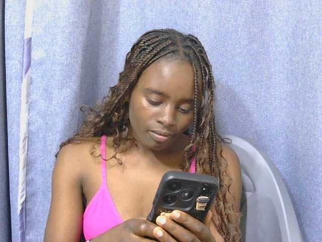 SweetTarrif live cam on BongaCams
