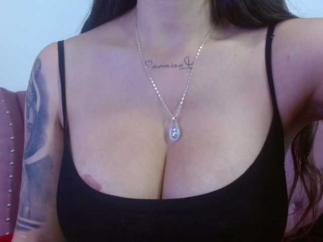 eimmyRossyx live cam on BongaCams