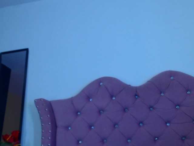 eimmyRossyx live cam on BongaCams