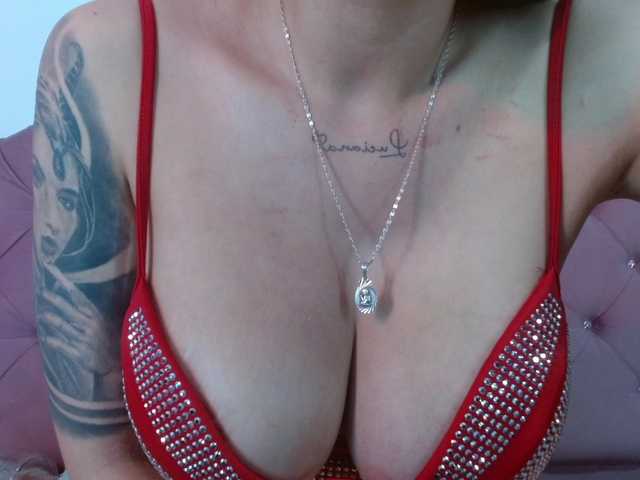 eimmyRossyx live webcam show