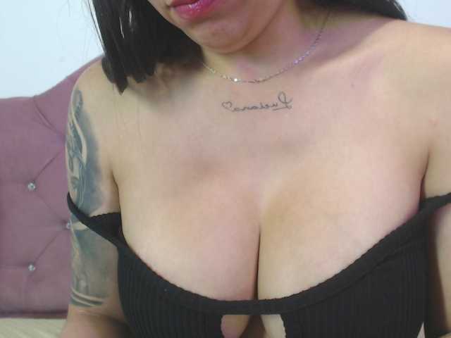 eimmyRossyx live cam on BongaCams