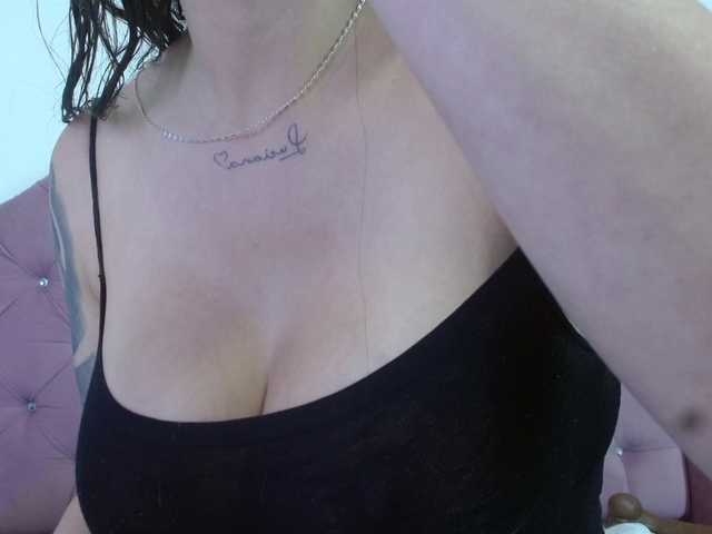 eimmyRossyx live cam on BongaCams