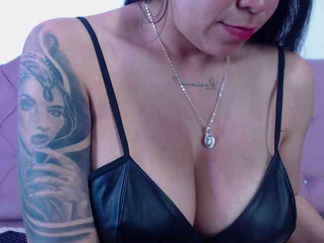 eimmyRossyx webcam