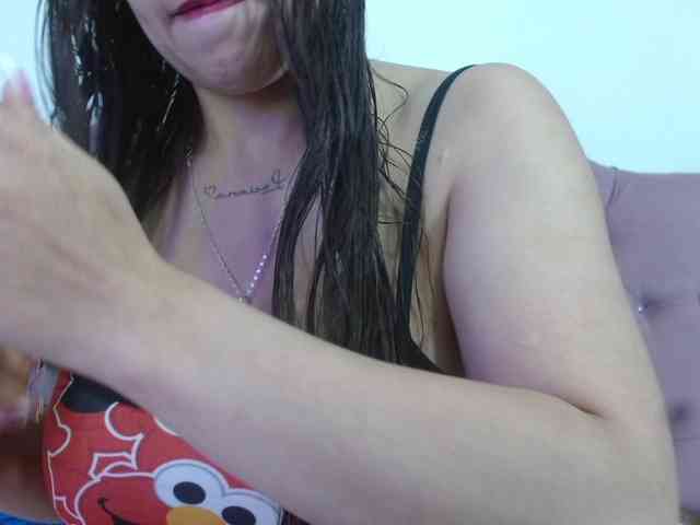 eimmyRossyx webcam