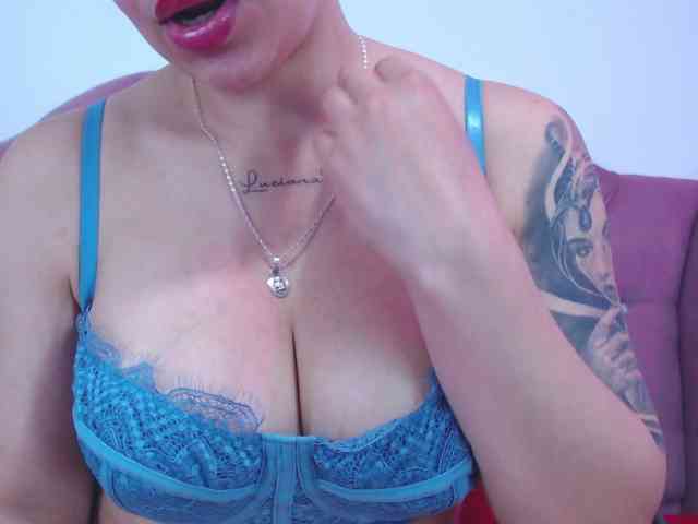 eimmyRossyx webcam
