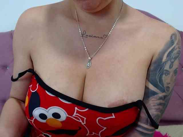 eimmyRossyx webcam