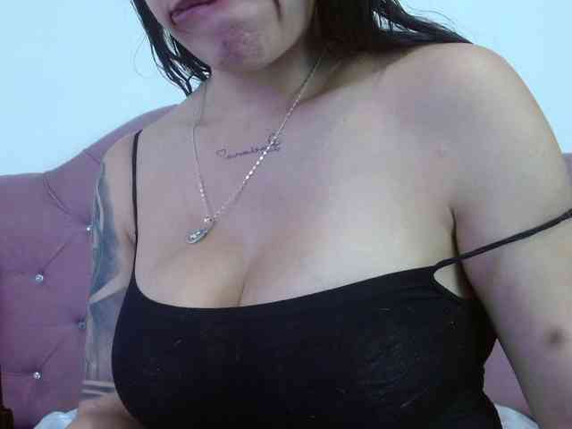 eimmyRossyx webcam